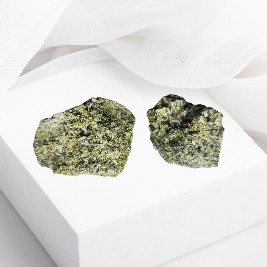 Epidote Green Cluster 1.5oz